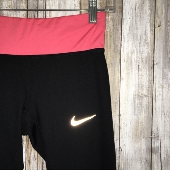 Nike Pink Banded Cropped Black Pants - Picture 3 of 5